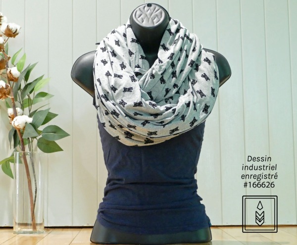 Foulard infini en bambou gris aux motifs de chiens – Image 5