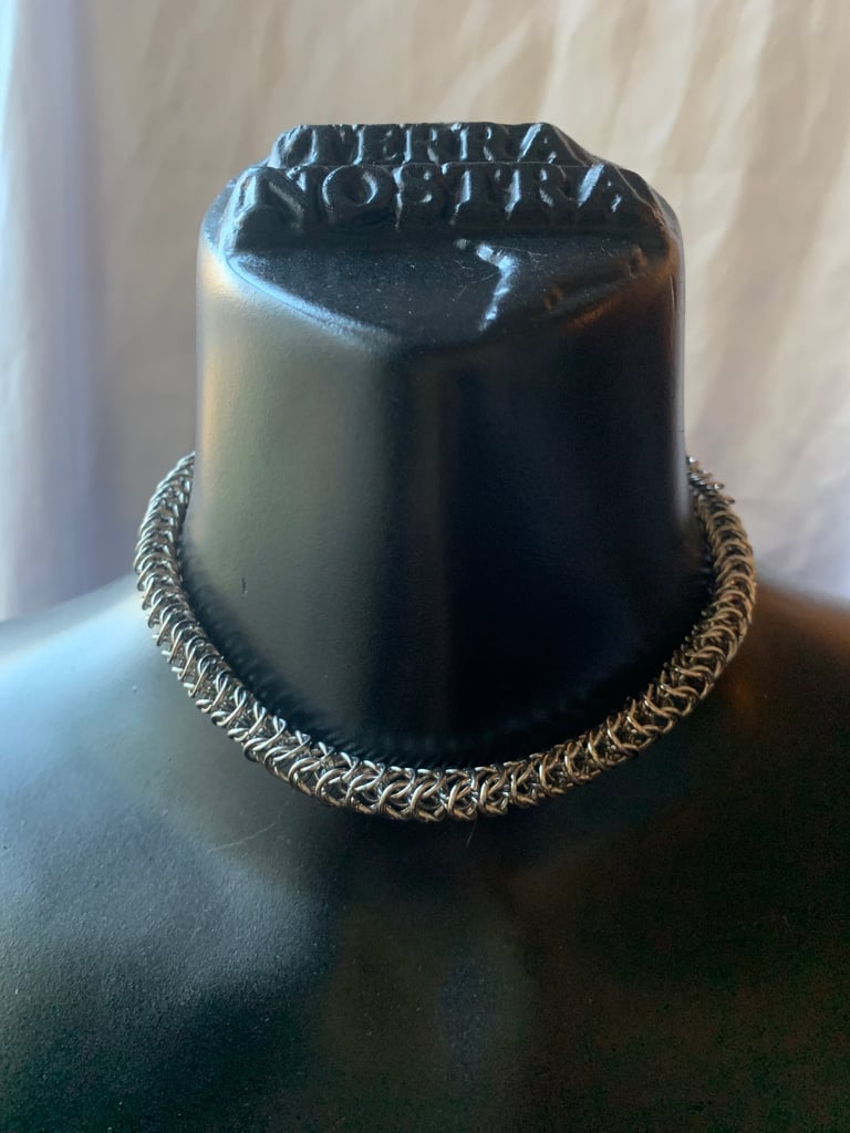 Box Weave Collier