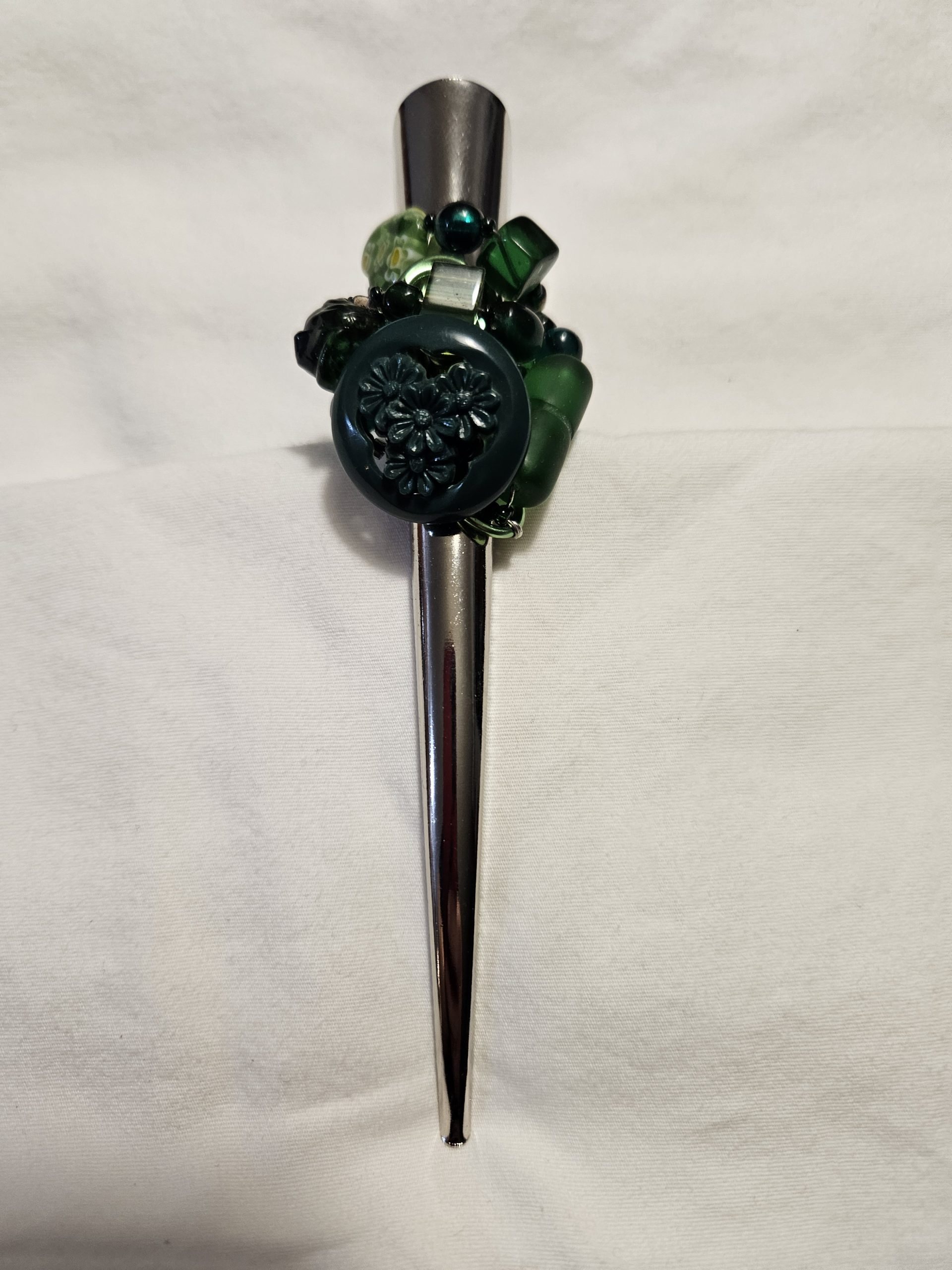 Pince à cheveux unique verte
