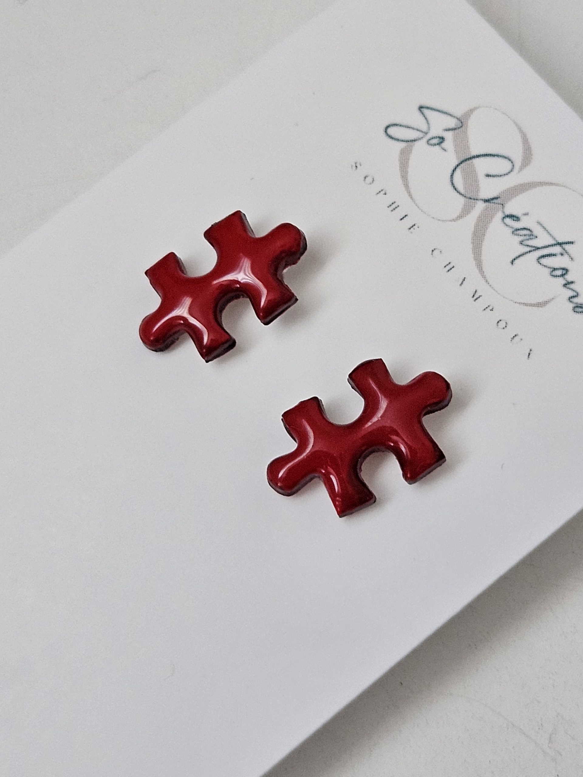 Boucles d'oreilles puzzle rouges