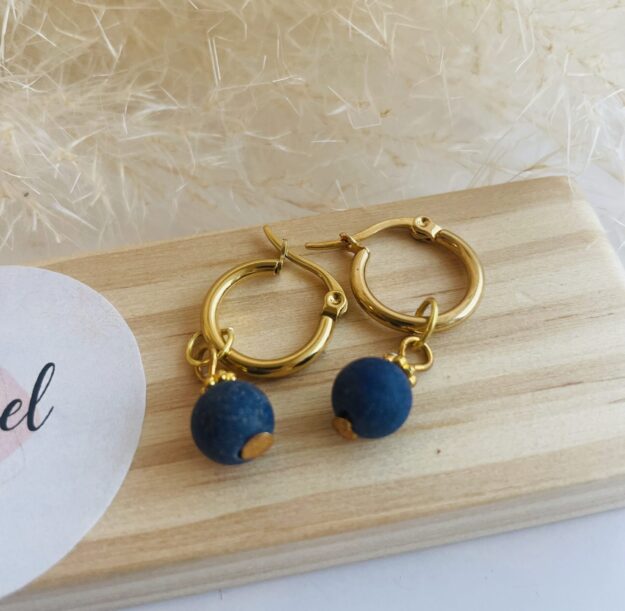 Boucles d'oreilles pierre bleue nuit
